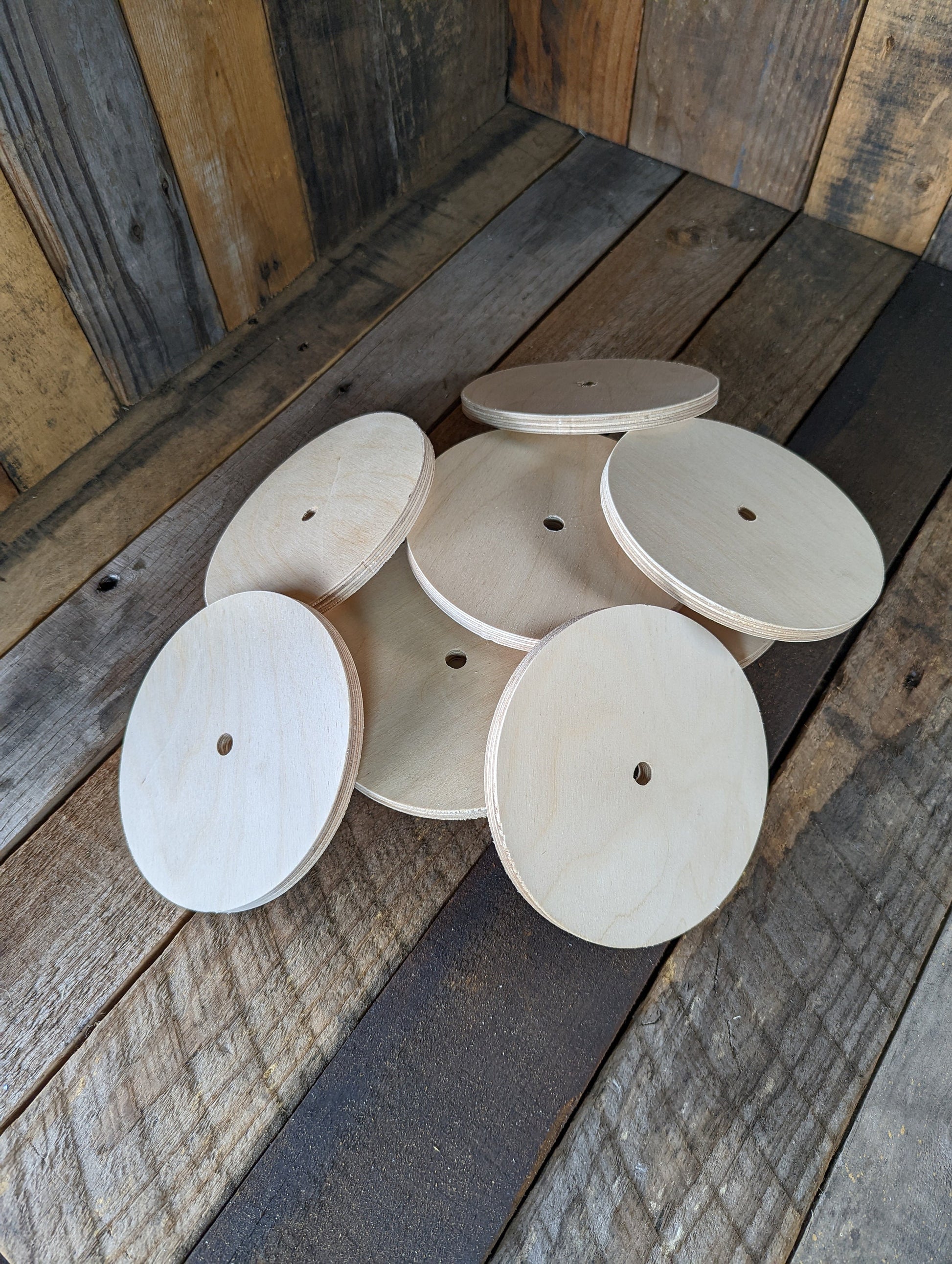 5.5" Wood Donut, BALTIC BIRCH - 1 cm center hole (10mm) Wooden Circles, Blank Circles, Unfinished Wooden Circles, Round Circles, Ring Shape