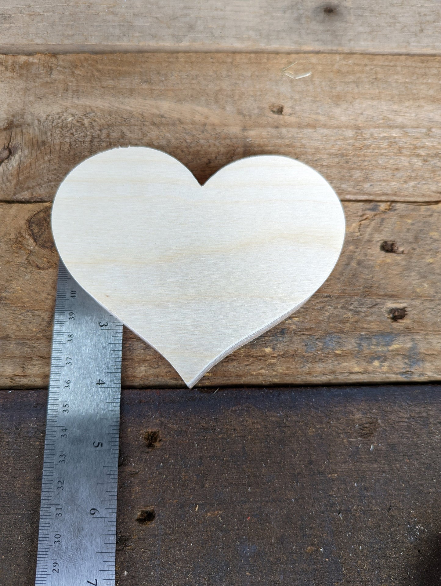 4" tall Wood Heart Plaques, BALTIC BIRCH - Wooden Heart, Blank Heart, Unfinished Wooden Heart, Table Decorations