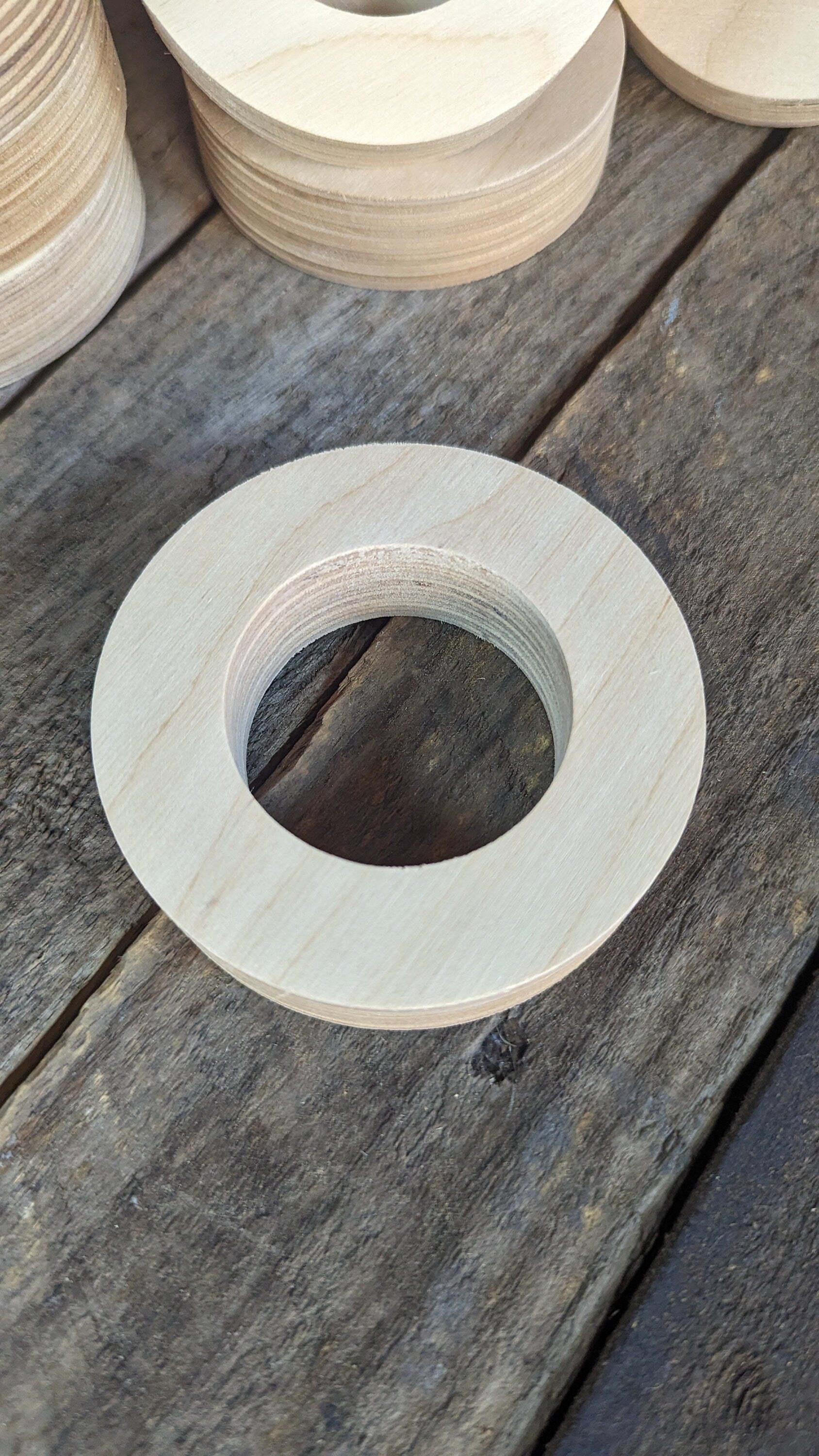 3.5" Wood Donut, 2" center hole - BALTIC BIRCH - Wooden Circles, Unfinished Wooden Circles, Round Circles, Circular Wood Active, Ring Shape