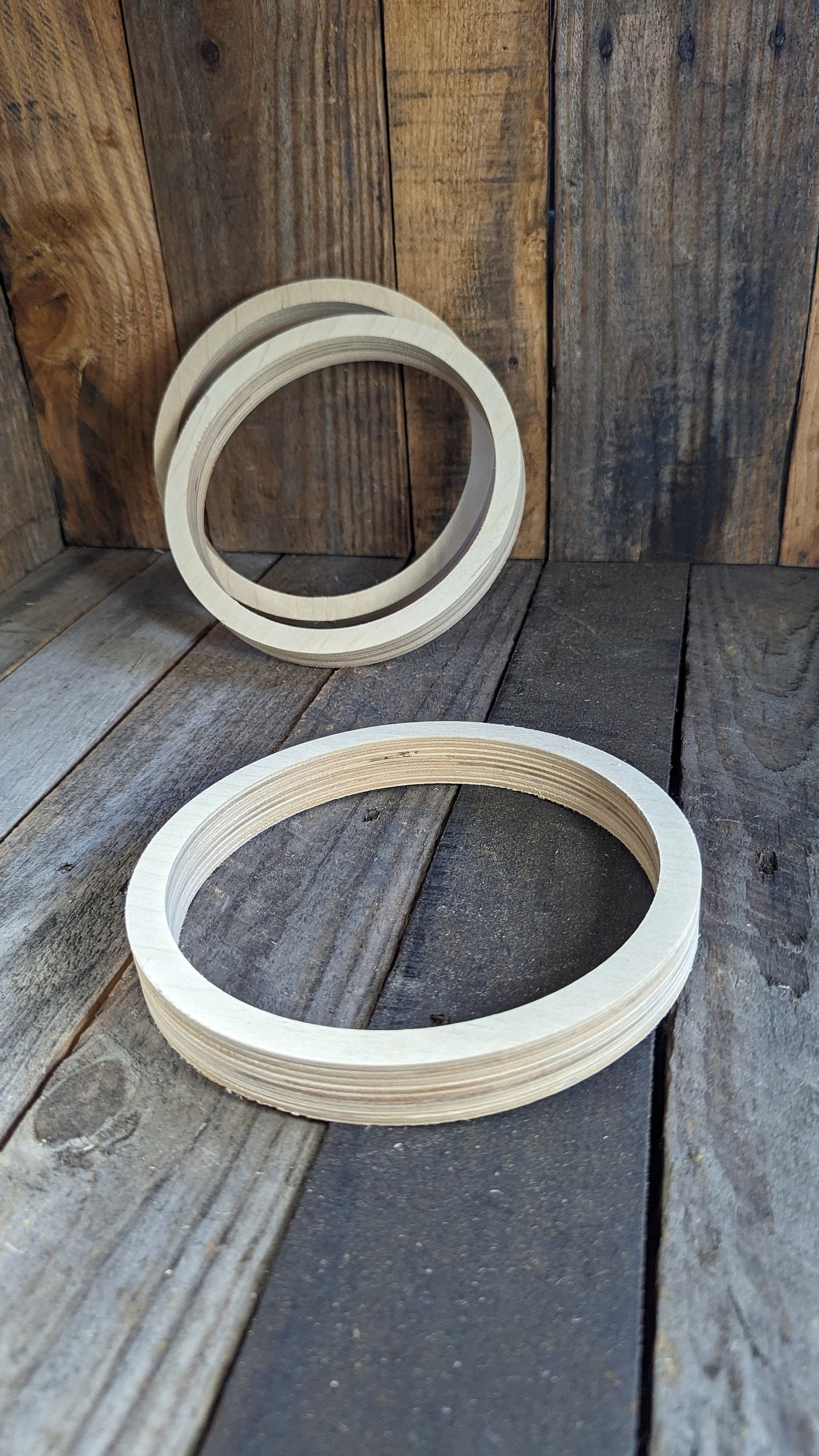 7.5" Baltic Birch Wood Circle Disc, 6.5" Center Hole, Unfinished Wood Circles