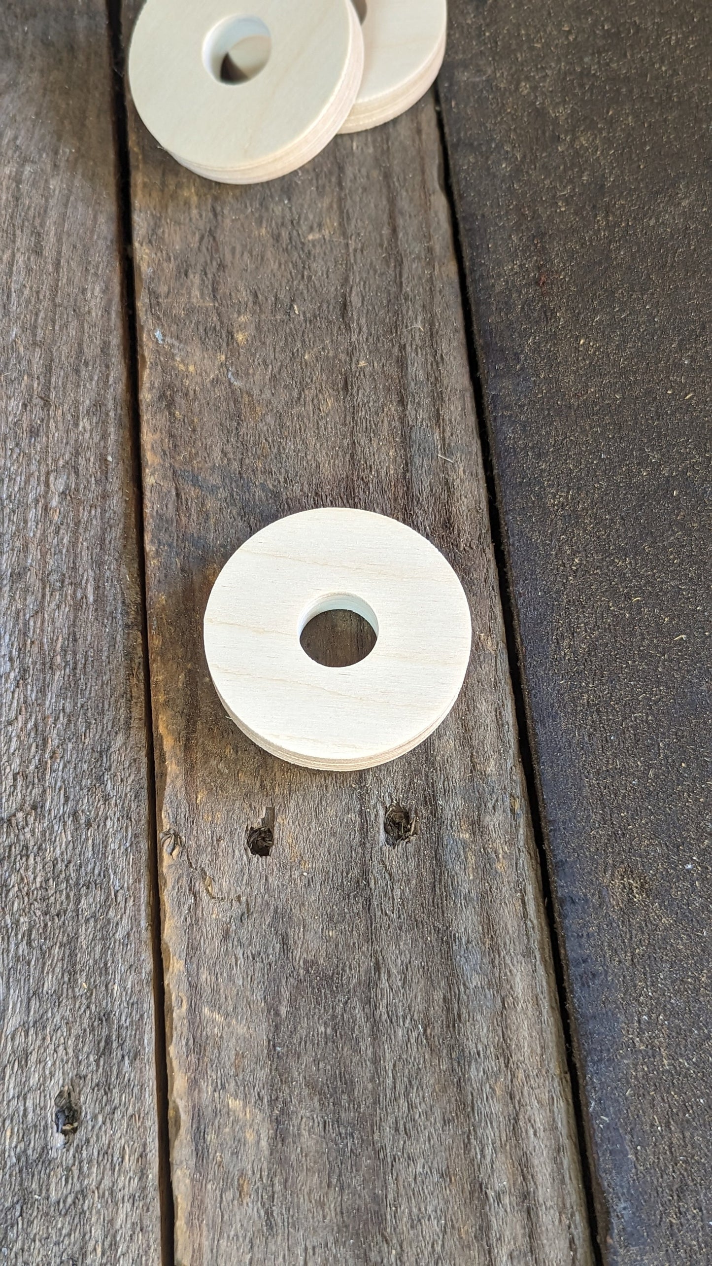 2.5" (2 1/2")Wood Donut, .75" (3/4") center hole - BALTIC BIRCH - Wooden Circles, Unfinished Wood, Circular Wood Active, Ring Shape