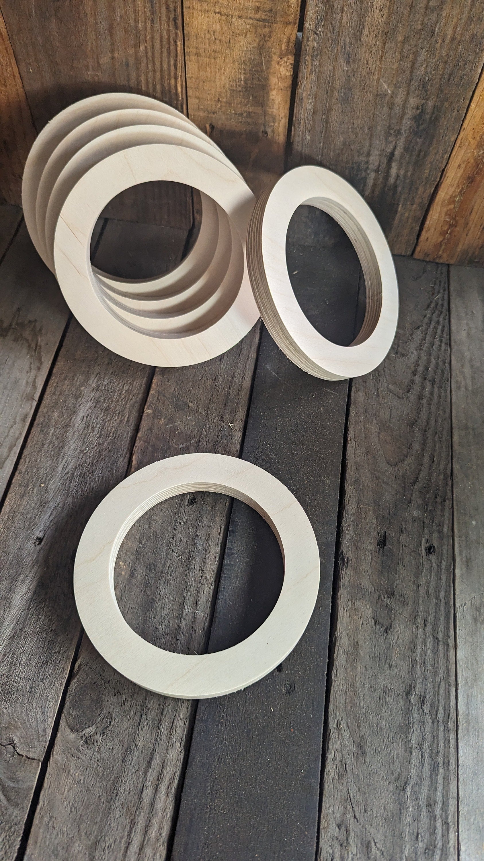 7" Baltic Birch Wood Circle, 5" Center Hole, DIY Crafting