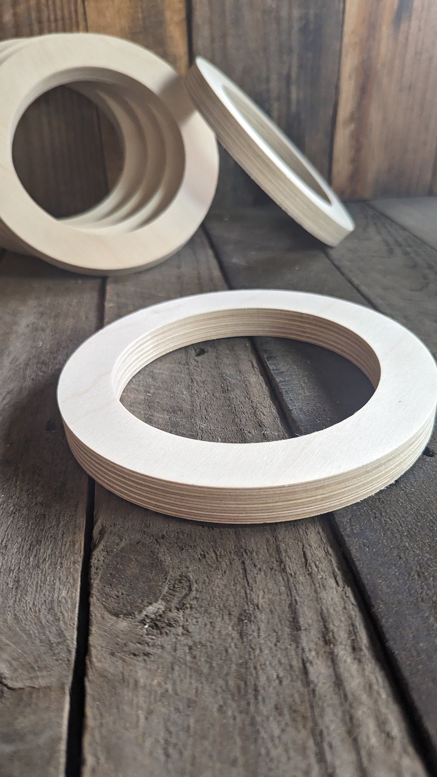 7" Baltic Birch Wood Circle, 5" Center Hole, DIY Crafting