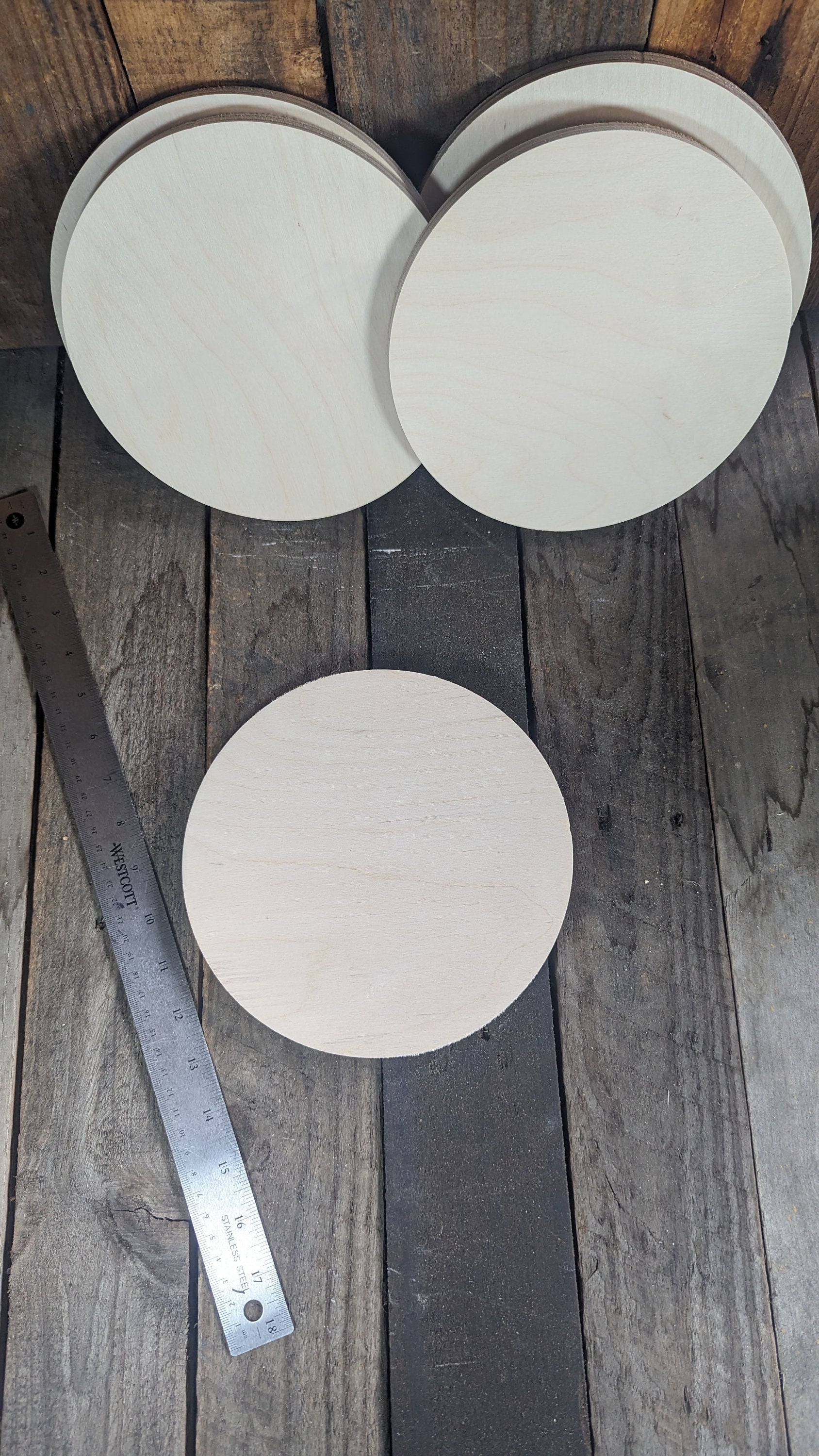 7.75" Baltic Birch Wood Circle, Unfinished Craft Plaque