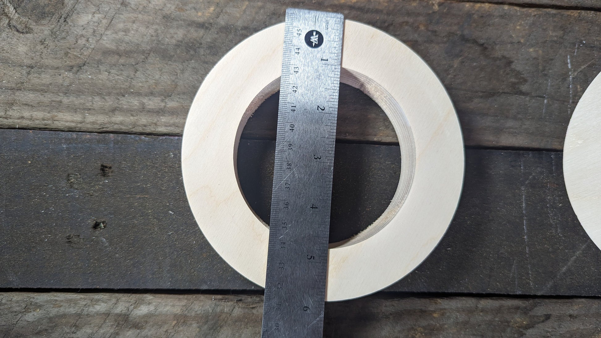 5.75" (5 3/4") Wood Donut with 3.75" (3 3/4") hole , BALTIC BIRCH - Wooden Circles, Blank Circles Circular, Ring Shape