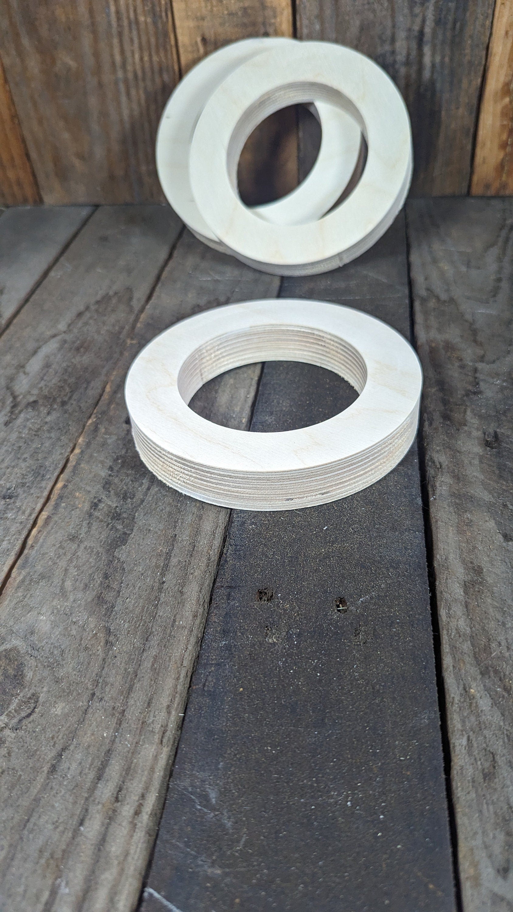 5.75" (5 3/4") Wood Donut with 3.75" (3 3/4") hole , BALTIC BIRCH - Wooden Circles, Blank Circles Circular, Ring Shape