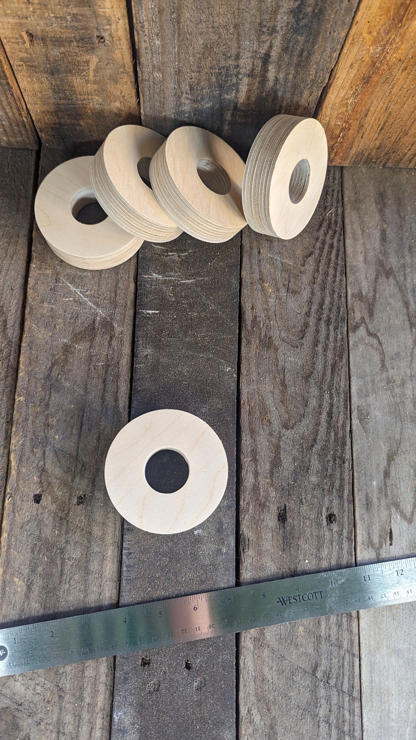 3.5" (3-1/2") Wood Donut, 1.25" (1-1/4") center hole - BALTIC BIRCH - Wooden Circles, Unfinished Wooden Circles, Circular Wood, Ring