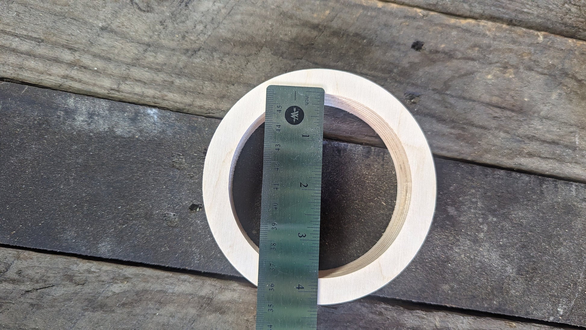 4.75" Baltic Birch Wood Donut, 3.75" Center Hole, Unfinished Craft Ring