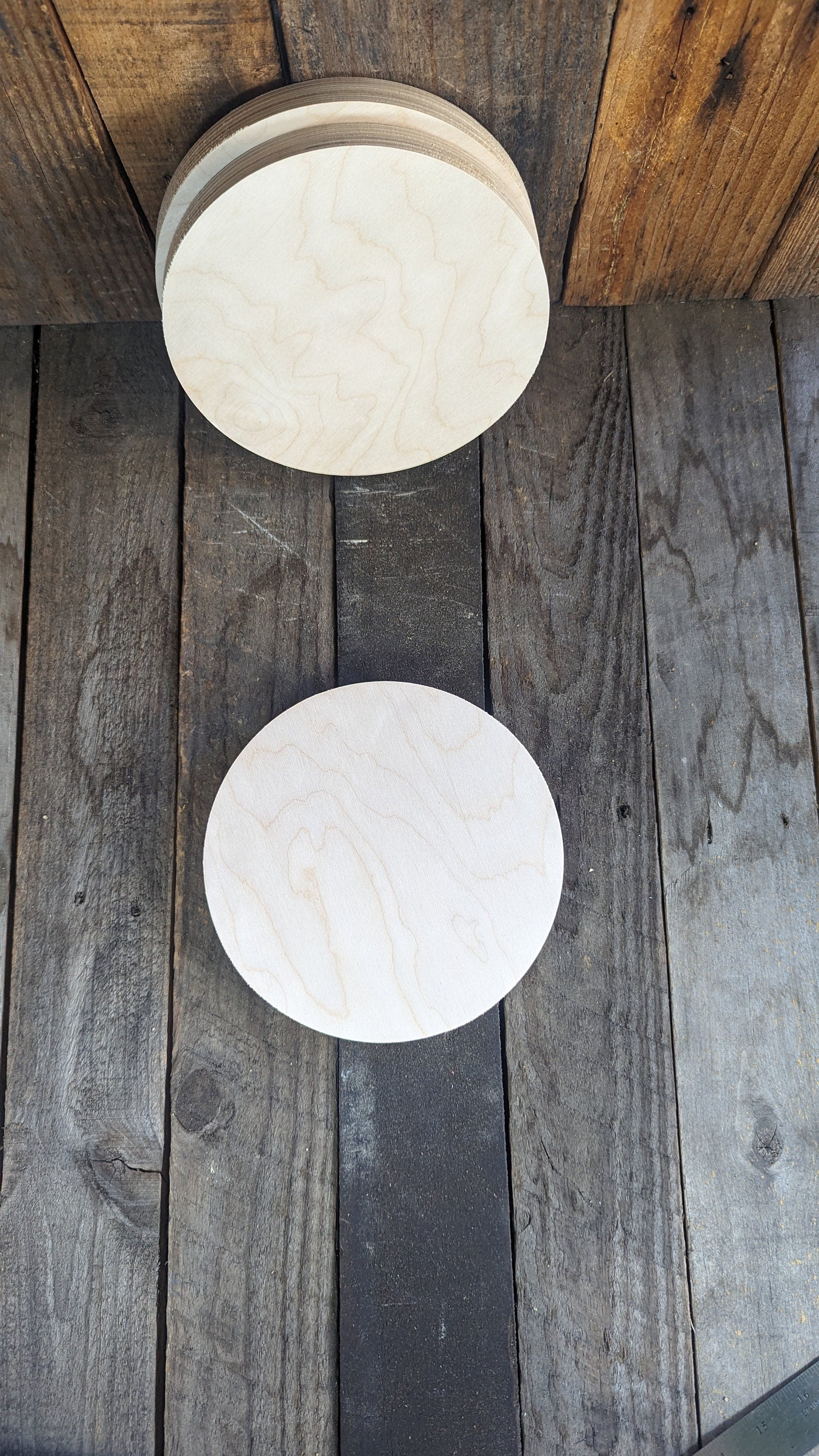 7.5" Baltic Birch Wood Circle, Unfinished DIY Craft Plaque