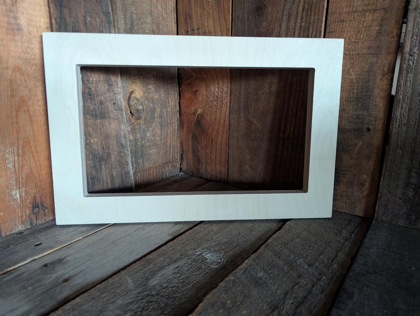 9 x 14" Baltic Birch Wood Frame, 6.25 x 11.25 Center, Unfinished Rectangle